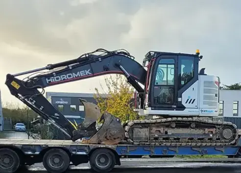 location bobcat Brest-1